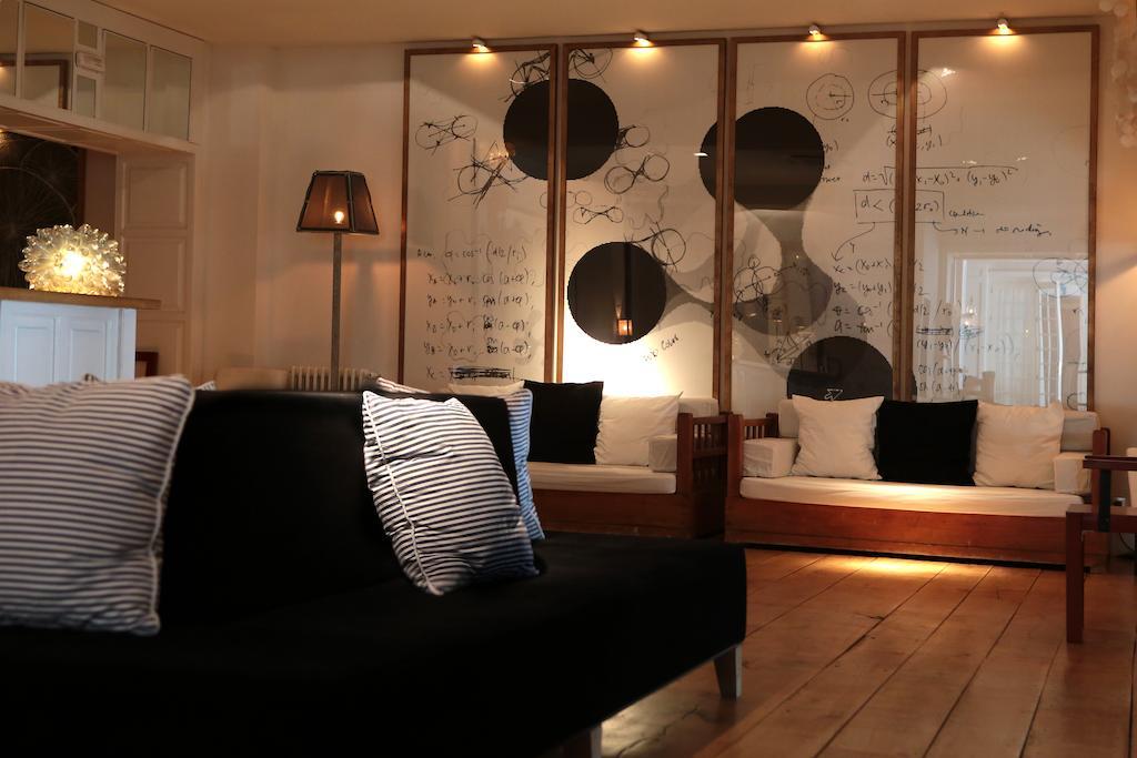 Hotel Trias